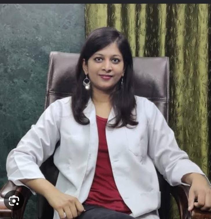 राजनगर एक्सटेंशन की सोसाइटी में पांचवीं मंजिल से गिरकर महिला की मौत, जांच में जुटी पुलिस