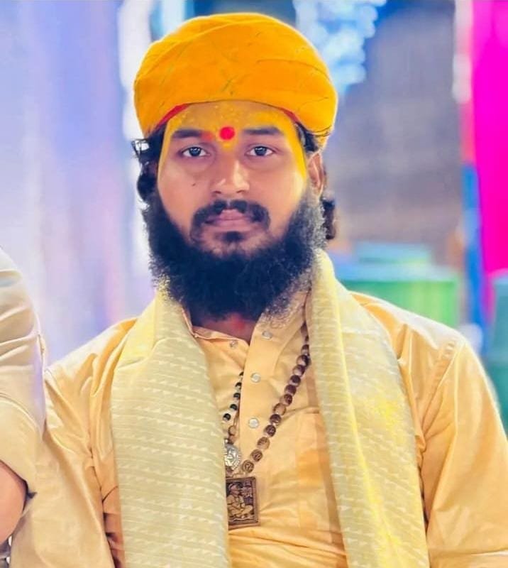 मनमोहन तिवारी प्रकरण के बीच पैड़ा वाले बाबा की शिकायत, पुलिस पर लगाए गंभीर आरोप , धरना स्थल पर पुलिस कार्रवाई को लेकर महंत