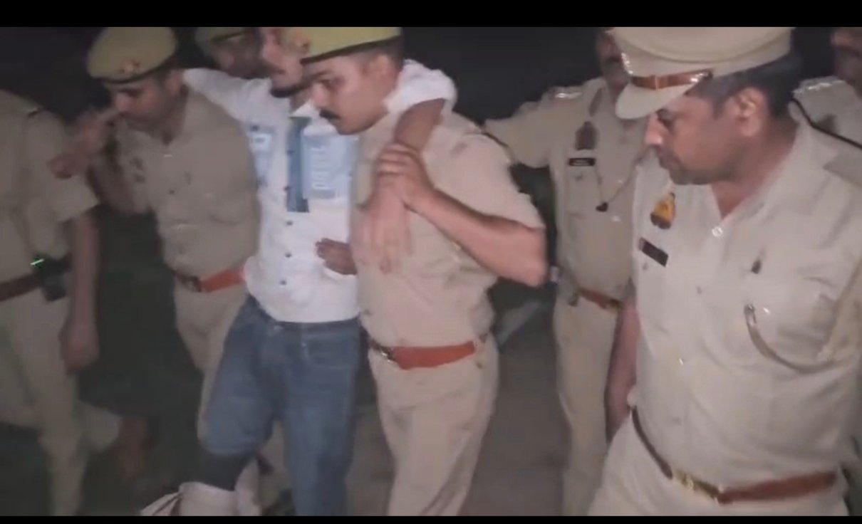 बुलंदशहर : हनी हत्याकांड का मुख्य आरोपी कुश पुलिस मुठभेड़ में घायल, साथी फरार